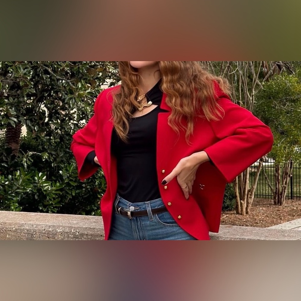 Tahari Woman Vibrant Red Blazer